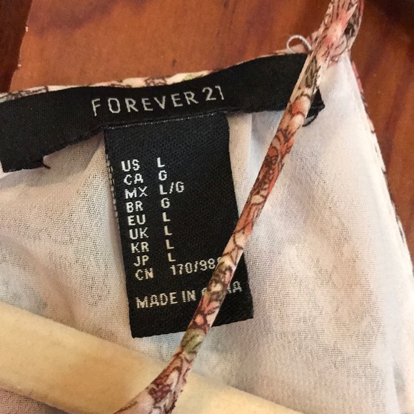 Women’s Mini Dress flower print from forever 21 - Picture 3 of 4